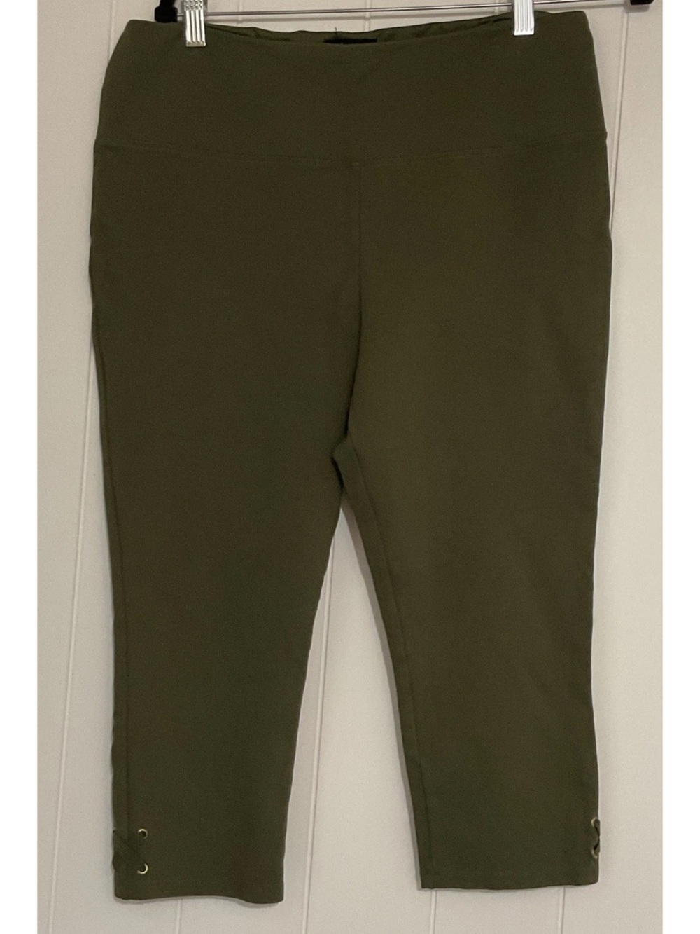 Olive Green Pull-On Capri Pants with Hem Eyelet Detail